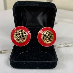 Pretty Red and Goldtone earrings with waffle style area